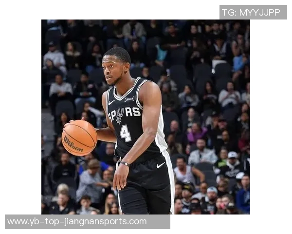 福克斯关键时刻罚球稳住胜局砍下31分5板5助尽管失误较多