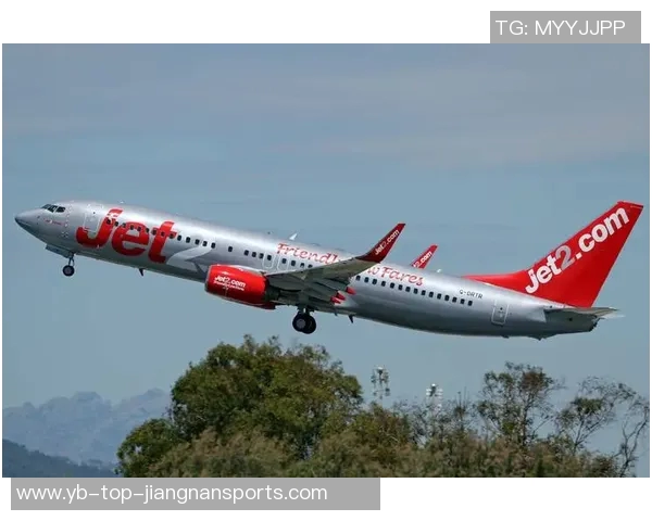 最疯狂的旅行体验皮尔斯分享私人飞机与普通客机厕所的奇妙对比