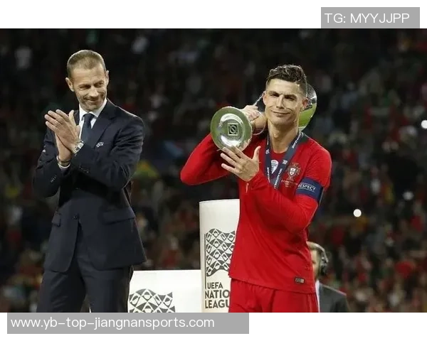 C罗坦言已不再关注最佳球员争论为葡萄牙赢得三冠感到无比快乐